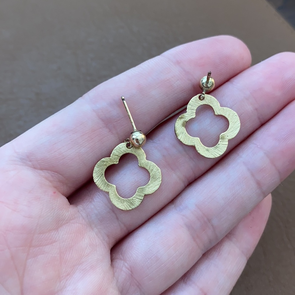 Gold earrings